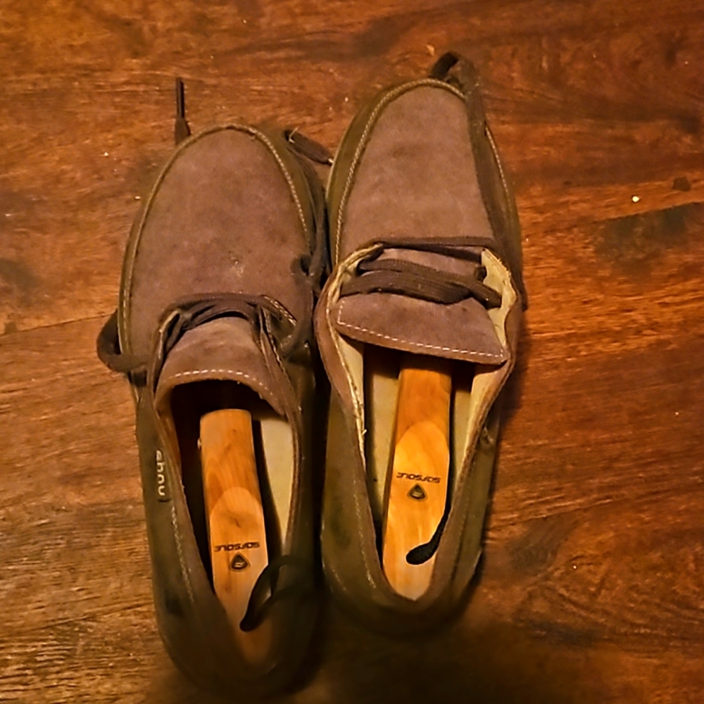 Shoe